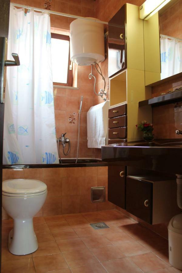 Roses Apartment Lukoran Kültér fotó